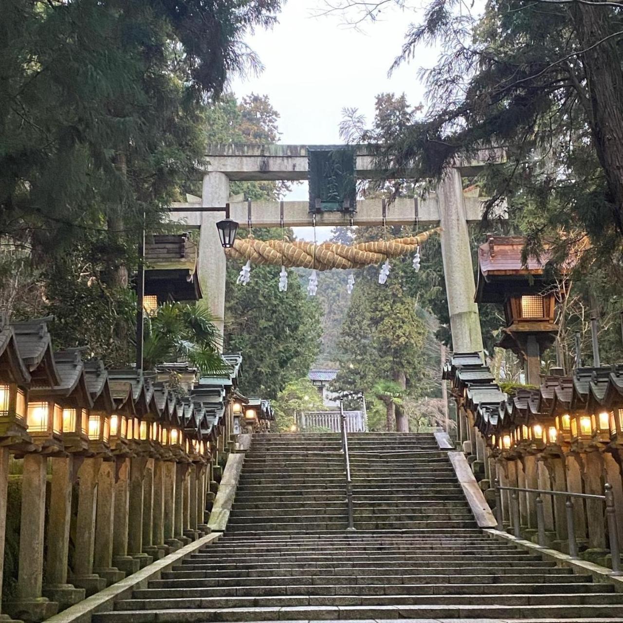 ホテル 門前おかげ楼 生駒市 エクステリア 写真